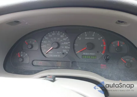 2002 Ford Mustang z USA, uszkodzony, nr VIN 1FAFP40482F199367